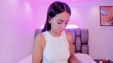 Martina online show from January 2025 11:34:02 AM