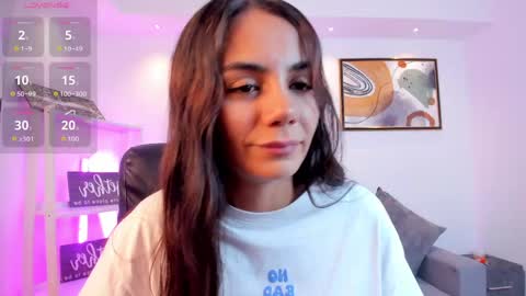 Martina online show from May 2026 01:31:01 PM