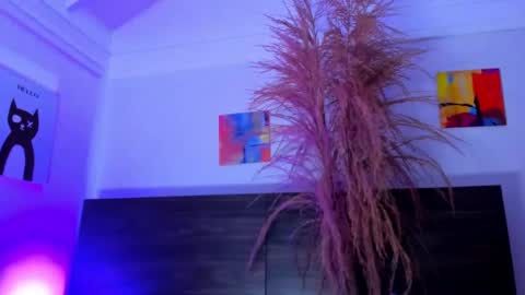 martina mIIler online show from February 2025 12:56:01 PM