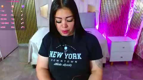 Snapshot of martina_tay chatting on June 2026 03:20:02 AM Hey im martina online show from June 2026 03:20:02 AM