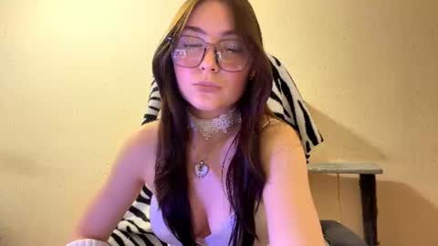 Snapshot of martinaascolese chatting on August 2026 02:52:01 PM Scarlet online show from August 2026 02:52:01 PM