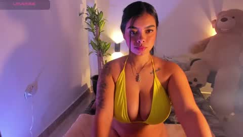 martina Bianchi  online show from December 2024 01:11:01 PM