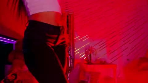 ...  ... online show from March 2025 11:06:01 PM