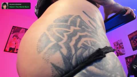 Val online show from October 2025 10:00:02 PM