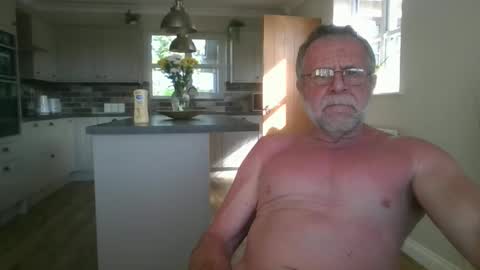 martinrgbxxxx online show from May 2026 07:57:02 AM