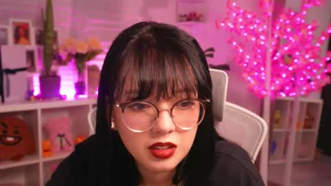 Snapshot of maru_chan_ chatting on December 2025 02:21:01 AM INSTAGRAM Maruchan 02 online show from December 2025 02:21:01 AM