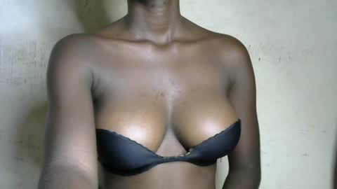 Snapshot of marvelous_pussy chatting on June 2026 04:23:01 AM sonia online show from June 2026 04:23:01 AM