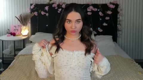 Mary online show from December 2025 04:26:01 PM