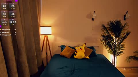 Mary online show from March 2025 10:35:02 AM