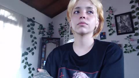 Snapshot of mary_janness chatting on February 2025 07:49:01 PM 100 online show from February 2025 07:49:01 PM