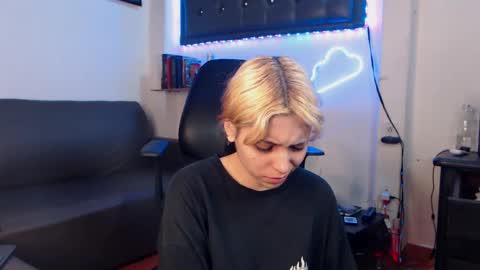 Snapshot of mary_janness chatting on February 2025 11:26:02 PM 100 online show from February 2025 11:26:02 PM