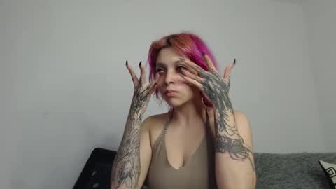 Snapshot of mary_janness chatting on October 2025 06:44:01 AM 100 online show from October 2025 06:44:01 AM