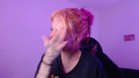 Snapshot of mary_janness chatting on November 2025 05:40:02 AM 100 online show from November 2025 05:40:02 AM