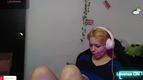 Snapshot of mary_janness chatting on December 2025 03:29:01 PM 100 online show from December 2025 03:29:01 PM