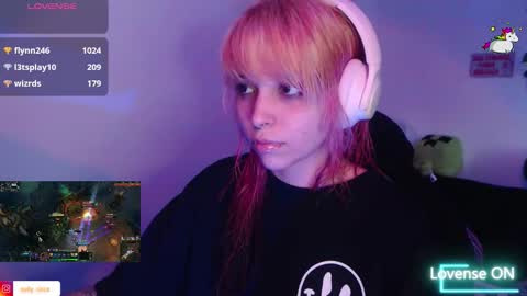 Snapshot of mary_janness chatting on December 2025 10:19:01 PM 100 online show from December 2025 10:19:01 PM