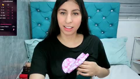 Snapshot of mary_mood_ chatting on December 2024 10:46:02 AM Mary Moon online show from December 2024 10:46:02 AM