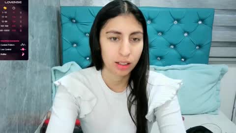 Snapshot of mary_mood_ chatting on December 2024 11:02:02 AM Mary Moon online show from December 2024 11:02:02 AM