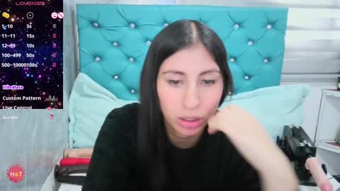 Snapshot of mary_mood_ chatting on January 2025 04:41:01 PM Mary Moon online show from January 2025 04:41:01 PM