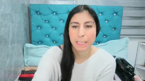 Snapshot of mary_mood_ chatting on February 2025 11:10:02 AM Mary Moon online show from February 2025 11:10:02 AM