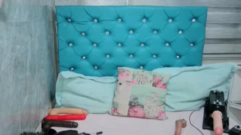 Snapshot of mary_mood_ chatting on March 2025 11:40:01 AM Mary Moon online show from March 2025 11:40:01 AM