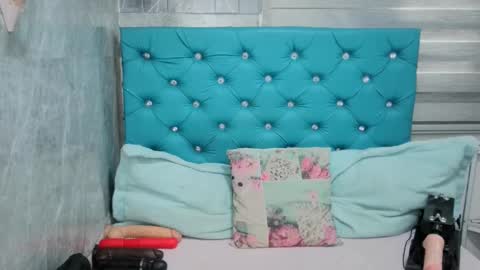 Snapshot of mary_mood_ chatting on March 2025 05:45:01 PM Mary Moon online show from March 2025 05:45:01 PM