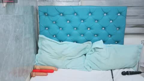 Snapshot of mary_mood_ chatting on October 2025 10:45:01 AM Mary Moon online show from October 2025 10:45:01 AM