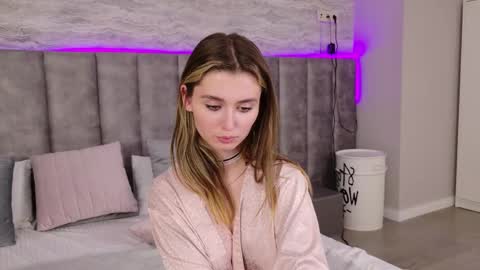 Snapshot of marybeth_snow chatting on February 2025 08:22:01 PM Marybeth online show from February 2025 08:22:01 PM