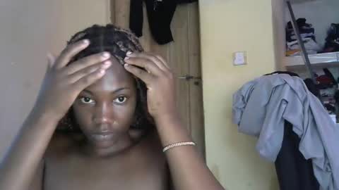 Mary online show from December 2025 08:07:02 AM