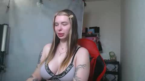 maryh0tlove online show from May 2026 09:39:02 AM