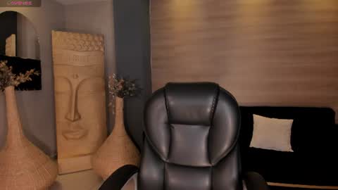 Snapshot of marylewis_ chatting on June 2026 12:24:02 PM Mary online show from June 2026 12:24:02 PM
