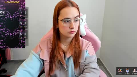 Dulce Maria online show from January 2025 05:16:01 PM