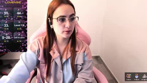 Dulce Maria online show from January 2025 06:35:01 AM