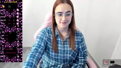 Dulce Maria online show from March 2025 02:03:01 AM