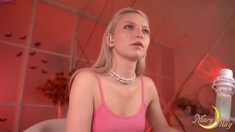 Snapshot of marylunamay chatting on November 2025 03:53:02 AM Mary online show from November 2025 03:53:02 AM