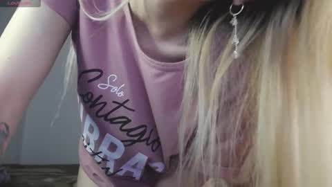 Snapshot of marylyrose chatting on September 2025 11:49:01 PM maryly rose online show from September 2025 11:49:01 PM