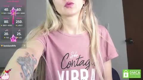 Snapshot of marylyrose chatting on October 2025 04:53:02 PM maryly rose online show from October 2025 04:53:02 PM