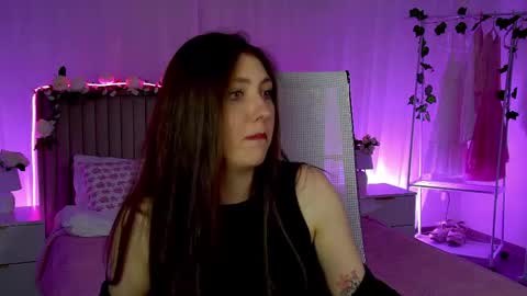 Mary Miller online show from March 2026 08:44:02 AM