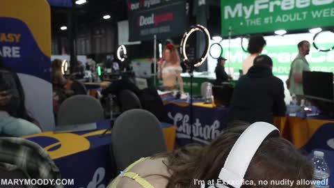 Snapshot of marymoody chatting on October 2025 06:58:02 PM Mary Moody online show from October 2025 06:58:02 PM