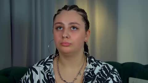 MaryMurrays online show from November 2025 07:09:01 AM