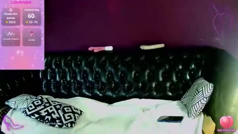 marynka21 online show from February 2026 02:03:02 PM