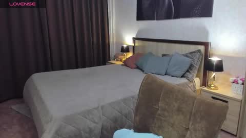 MarySax online show from October 2025 05:17:01 PM