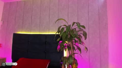 Snapshot of marysofff chatting on November 2025 07:58:01 PM marysofff online show from November 2025 07:58:01 PM