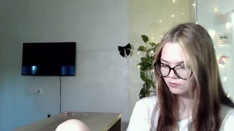 Snapshot of masakodownen chatting on June 2026 01:15:02 PM Nessa online show from June 2026 01:15:02 PM