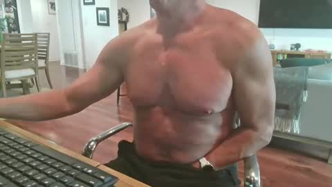 Snapshot of mascmuscle49 chatting on December 2024 07:28:02 PM mascmuscle49 online show from December 2024 07:28:02 PM