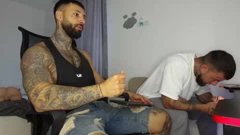masculineguy69 online show from November 2025 09:19:02 AM