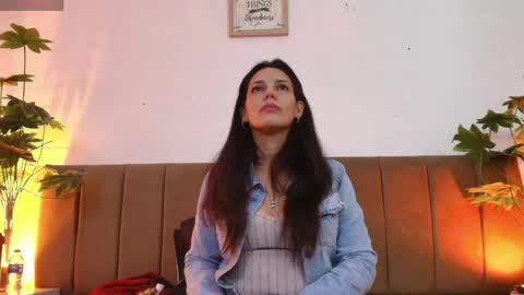 MashaPink online show from May 2026 01:05:02 PM