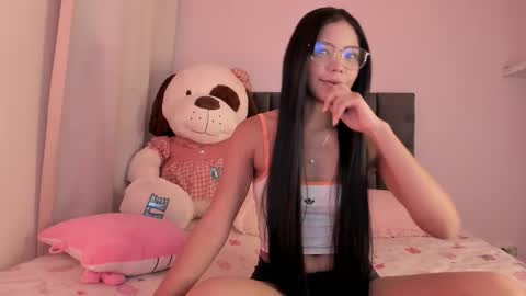 Snapshot of masher_g chatting on February 2026 07:40:01 AM Masher online show from February 2026 07:40:01 AM