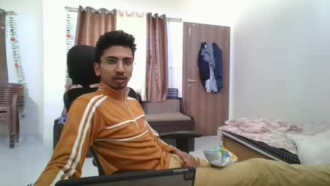 Snapshot of maskboyz2003 chatting on December 2024 07:58:02 AM maskboyz2003 online show from December 2024 07:58:02 AM