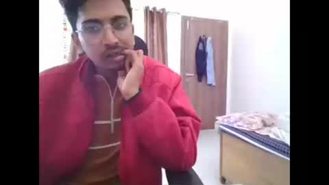 Snapshot of maskboyz2003 chatting on December 2024 06:35:01 AM maskboyz2003 online show from December 2024 06:35:01 AM