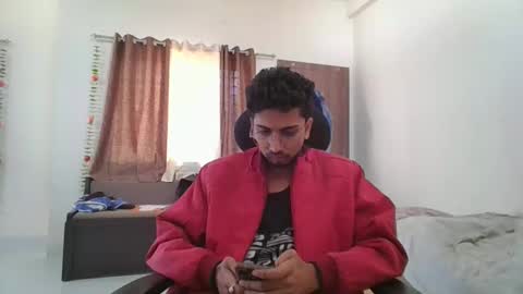 Snapshot of maskboyz2003 chatting on December 2024 05:14:02 AM maskboyz2003 online show from December 2024 05:14:02 AM